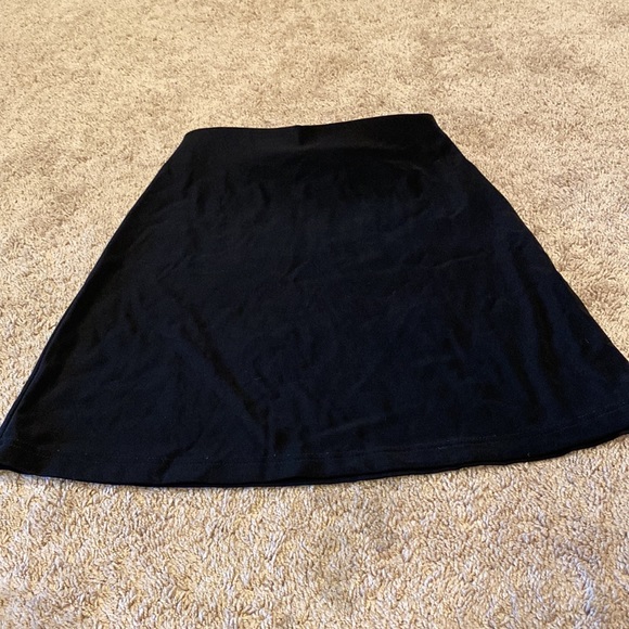 🔴 Woman’s Size Small Skirts Lot - Picture 7 of 7